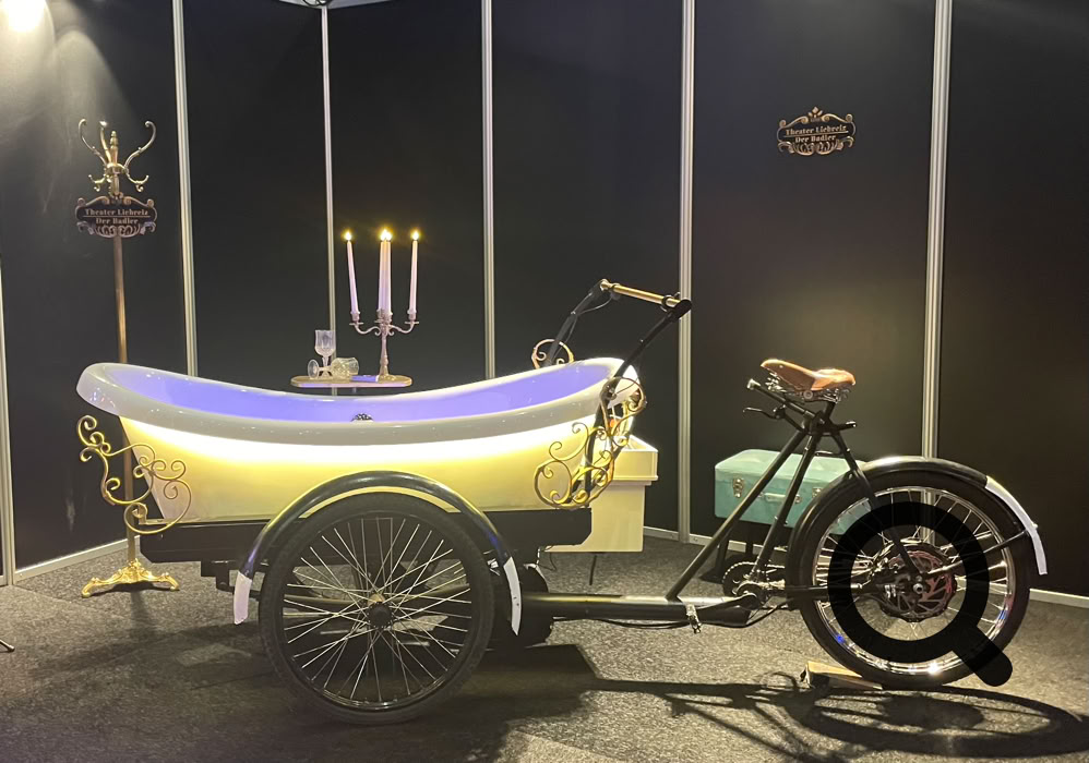 das Badewannenrad vom Theater Liebreiz,  Eventmesse Niederlande 